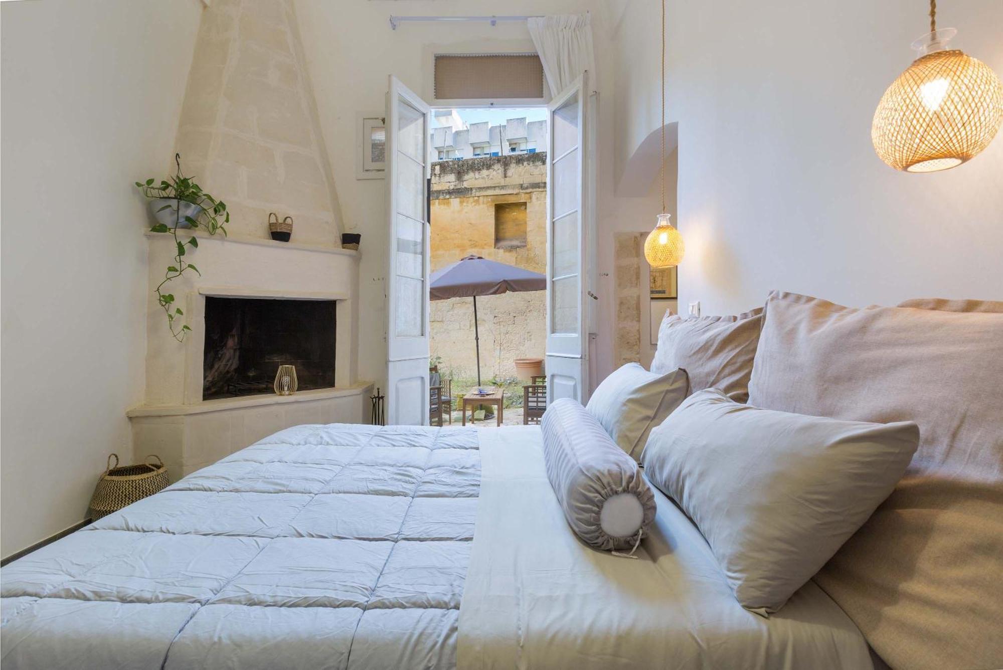 Dongiovanni Suite Lecce Pokoj fotografie